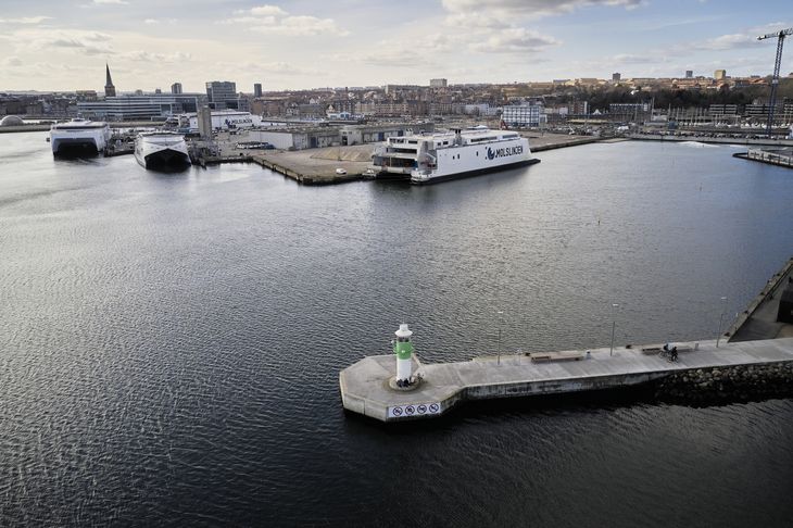Molen ved Bassin 7 i Aarhus er helt øde. Det er ellers et samlingspunkt i byen. Foto: Claus Bonnerup