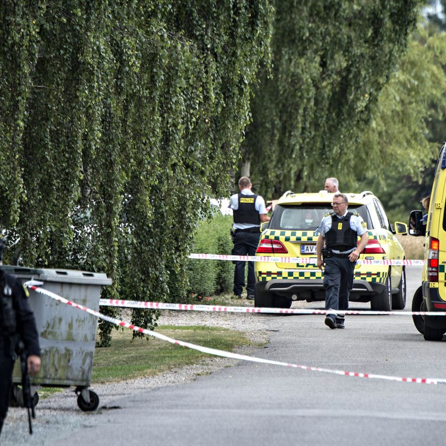 Rustet til en regulær krig Jæger skød mod betjente pic Foto