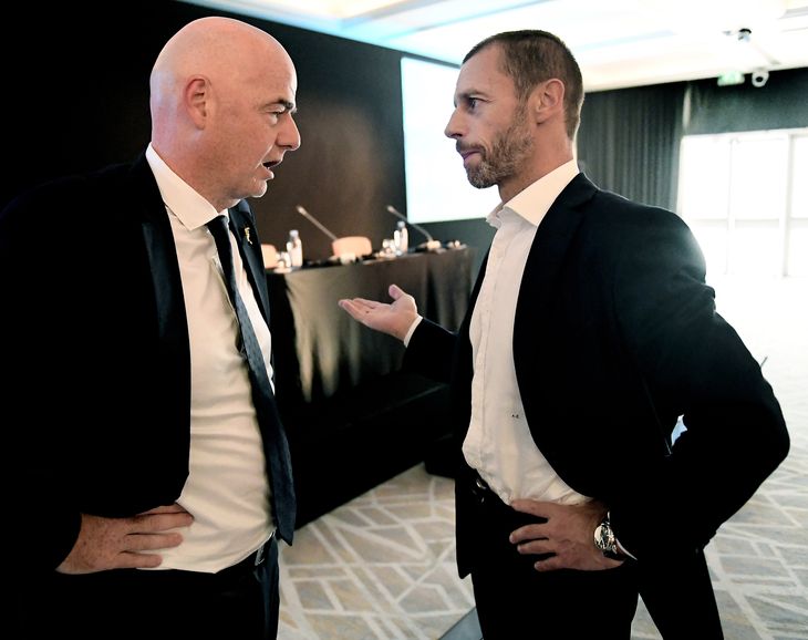 Infantino forklarede, at han skulle hjem til et møde med UEFA's præsident Aleksander Ceferin. Men det var ikke korrekt. Foto: Lars Poulsen.