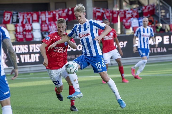 Max Fenger måtte se sin scoring blive annulleret i Silkeborg. Symptomatisk for OB's besøg i det jyske den aften. Foto: Bo Amstrup/Ritzau Scanpix
