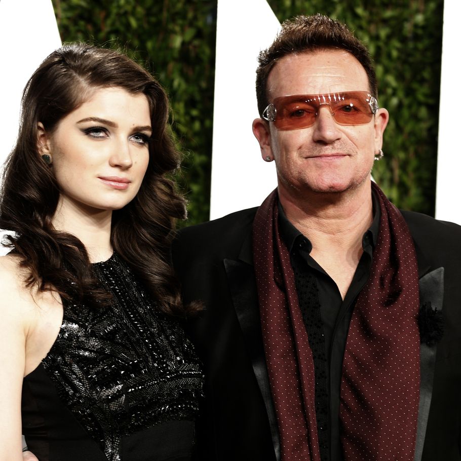 Bonos datter overrasker