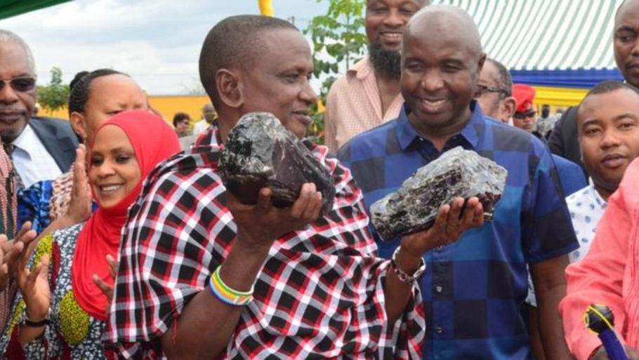 15 kilo sten blev til 20 millioner kroner. Foto: Tanzania Ministry of Minerals