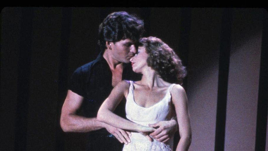 Patrick Swayze og Jennifer Grey ses her i rollerne som Johnny og Baby i 'Dirty Dancing' fra 1987. Foto: Ritzau Scanpix.