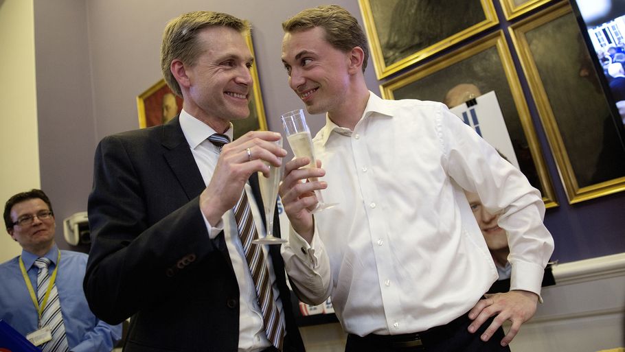 Kristian Thulesen Dahl og Morten Messerschmidt efter det historiske EU-valg i 2014, hvor Messerschmidt fik 465.758 personlige stemmer. Foto: Peter Hove Olesen