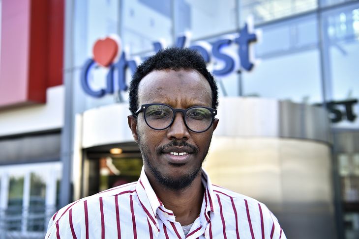 Ahmed Jibril, forsker i medicinsk fysik, mener at politikerne splitter somalierne fra resten af befolkningen. Foto: Ernst van Norde