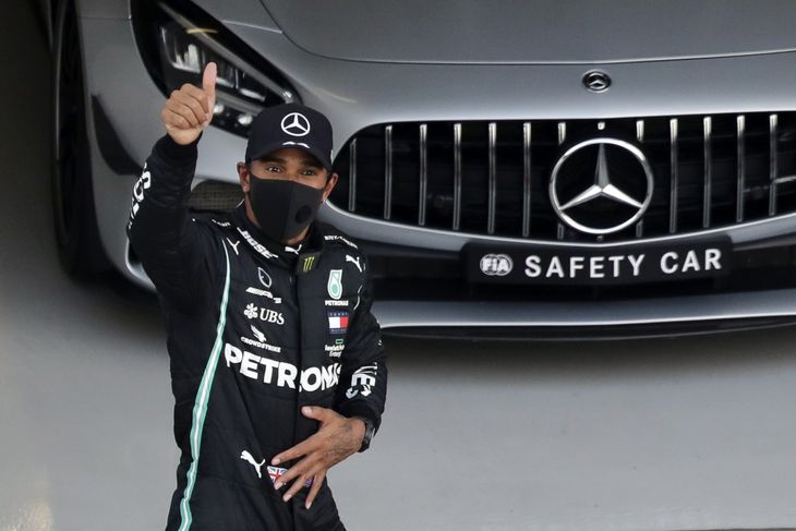 Lewis Hamilton har vundet 90. sejre som Formel 1-kører. Det har kun Michael Schumacher gjort bedre. Foto: Pavel Golovkin/AFP/Ritzau Scanpix