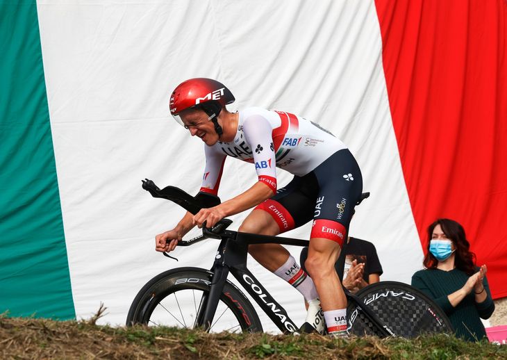Mikkel Bjerg havde store forhåbninger til dagens etape, men den 21-årige tempokonge tabte meget på sidste del af enkeltstarten. Foto: Luca Bettini/Ritzau Scanpix