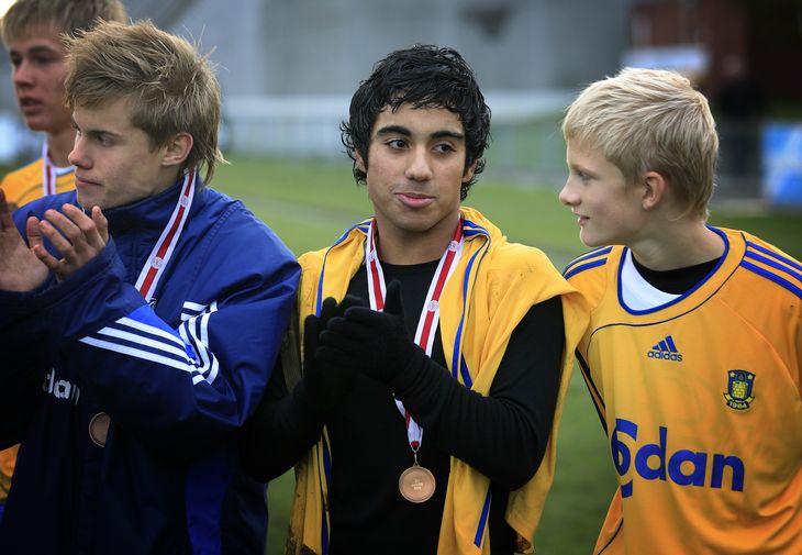 Azad Corlu var som 15-årig et af de helt store talenter i Brøndby - her sammen med Nicolai Boilesen. Foto: Morten Langkilde/Polfoto