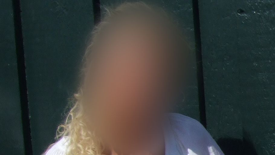 Den 48-årige kvinde er dømt for  mange års næsten daglig psykisk og korporlig vold, ydmygelser, vanrøgt og ulovlig tvang overfor sine fire døtre. Privatfoto