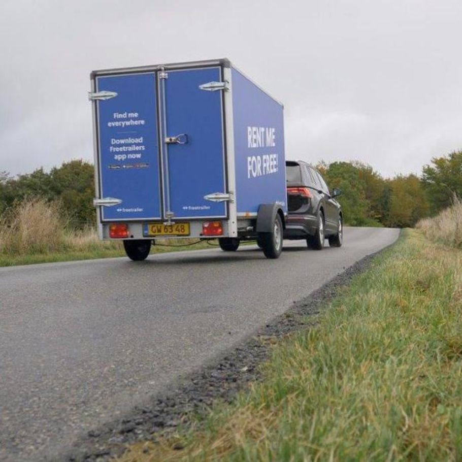 Gratis trailere nøgen hustruer