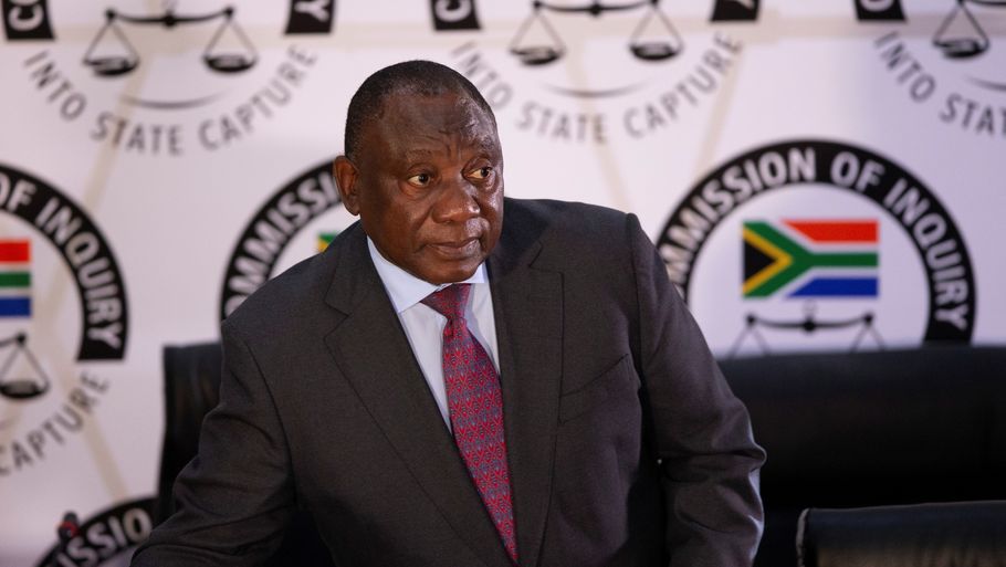 Sydafrikas præsident Cyril Ramaphosa indfører nye restriktioner i Sydafrika. Foto: POOL/Ritzau Scanpix