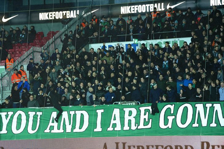 Viborg-fansene plejer også at møde talstærkt op ude mod FCM. Foto: Claus Bonnerup