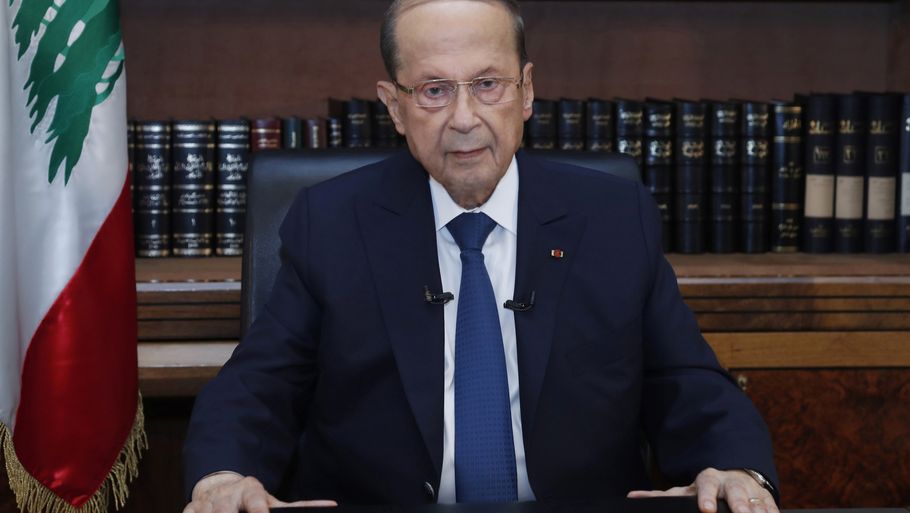 Libanons præsident, Michel Aoun, siger en tv-tale forud for årsagen for sidste års store eksplosion i Beirut, at han støtter en uafhængig undersøgelse i sagen. Foto: Dalati Nohra/Reuters