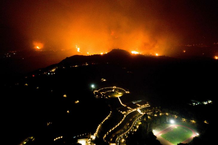 Skovbranden nær Ancient Olympia i det vestlige Grækenland. Foto: Ritzau Scanpix