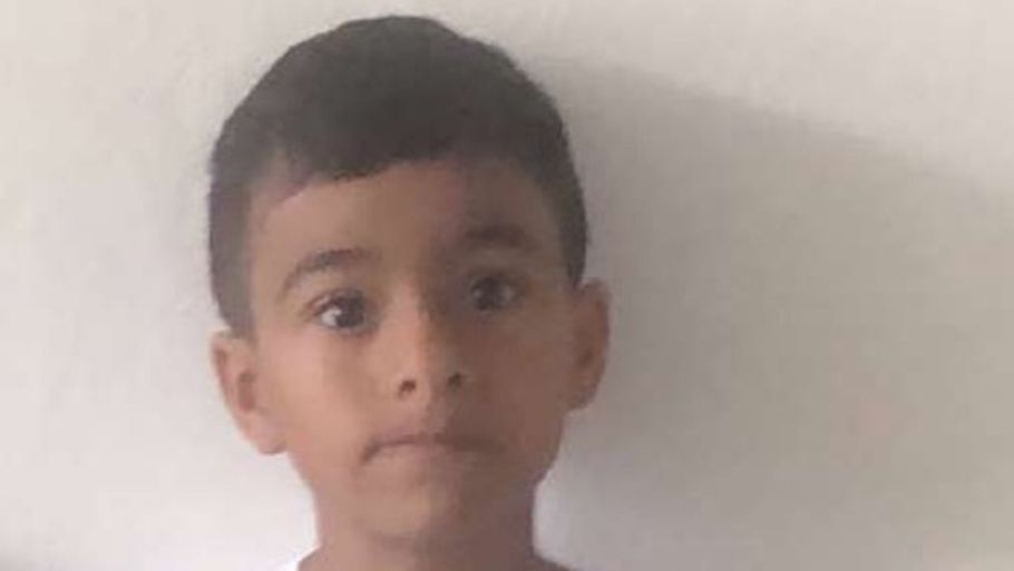 Syvårige Ali al-Hussein, Odense, ligger nu i koma med alvorlige brandskader over store dele af kroppen på Rigshospitalets brandsårsafdeling. Fyns Politi har meldt ud, at intet i efterforskningen tyder på, at han kan have været udsat for en forbrydelse. Privatfoto