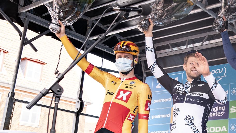 Uno-X-rytteren Niklas Larsen var med til at vinde sølv i holdforfølgelsesløb ved OL i Japan. Her ses han før starten på 1. etape af PostNord Danmark Rundt. Foto: Henning Bagger/Ritzau Scanpix