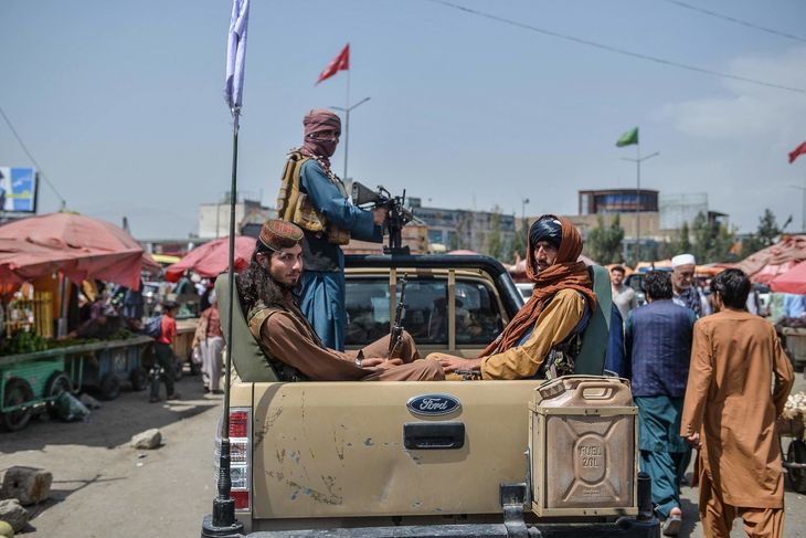 Talibanere i Kote Sangi-området i Kabul. Billedet er taget 17. august - to dage efter den militante bevægelse indtog den afghanske hovedstad. Foto: Hoshang Hashimi/Ritzau Scanpix