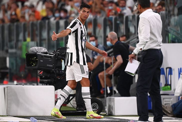 Ronaldo forlader banen i træningskampen mod Atalanta 14. august. Foto: Marco Bertorello/AFP/Ritzau Scanpix