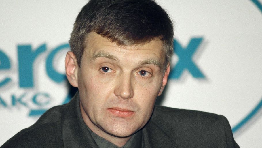 Aleksander Litvinenko ses her i 1998. I 2000 flygtede den russiske regeringskritiker til Storbritannien (Arkivfoto). Foto: Stringer/Russia/Reuters