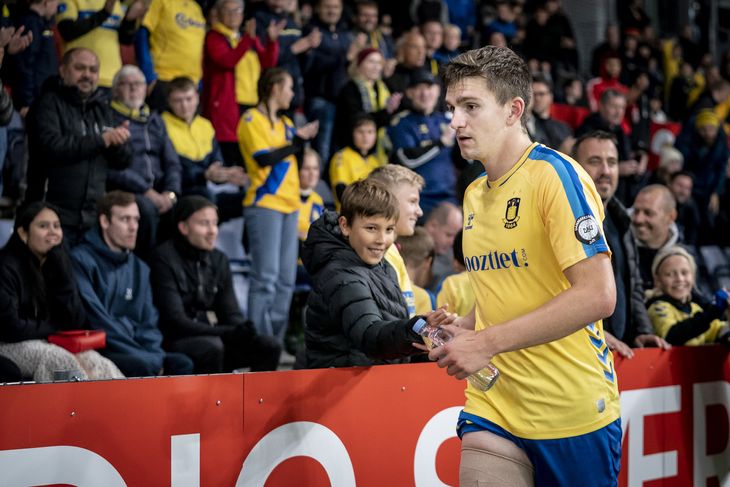 Mikael Uhre humpede fra banen mod AaB efter at have scoret to mål. Foto: Mads Claus Rasmussen/Ritzau Scanpix