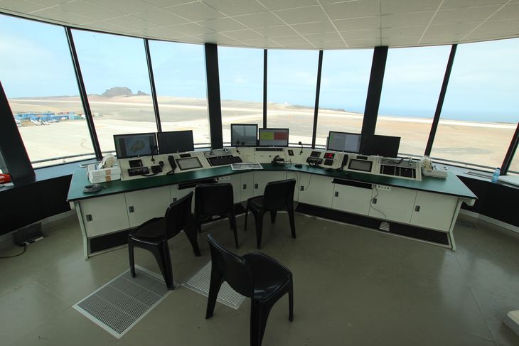 Kontroltårnet i Sankt Helenas internationale lufthavn. Foto: Shutterstock