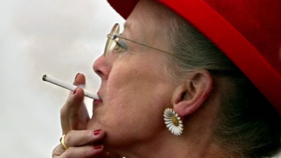 Dronningen har røget, siden hun var 17. Foto: Thomas Wilmann