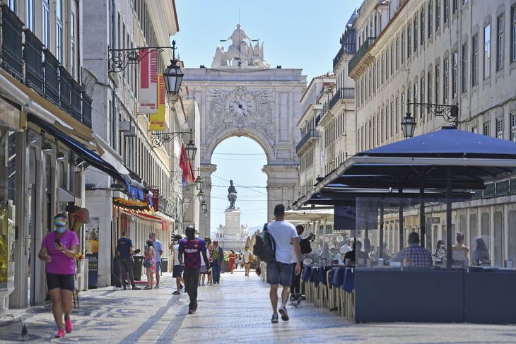 Rua Augusta-arkaden i det centrale Lissabon er imponerende. Foto: Ritzau Scanpix