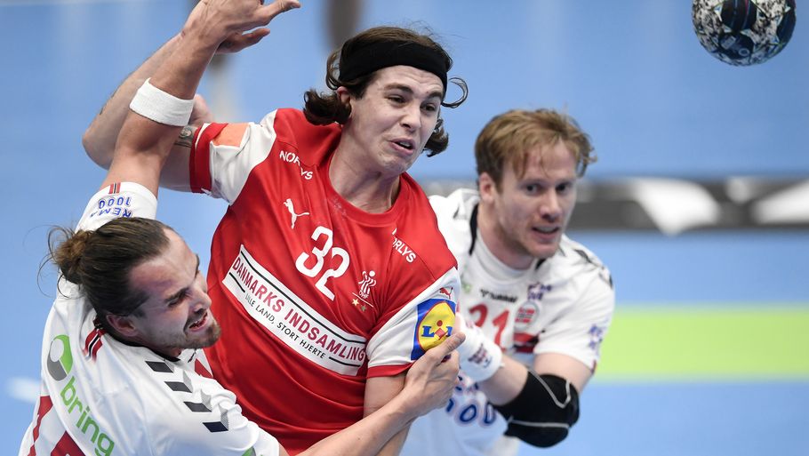 Jacob Holm og Danmark bør første spille EM til sommer, mener Magnus Grahn. Foto: Lars Poulsen