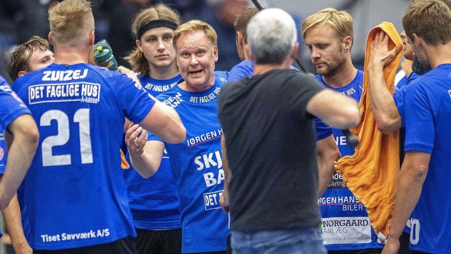 Kristian Kristensen (i midten) bliver ny cheftræner i KIF Kolding. (Arkivfoto) Foto: John Randeris/Ritzau Scanpix