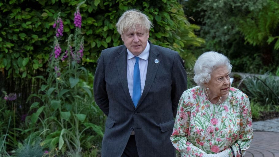 Boris Johnson må undskylde over for dronning Elizabeth. Foto: Ritzau Scanpix