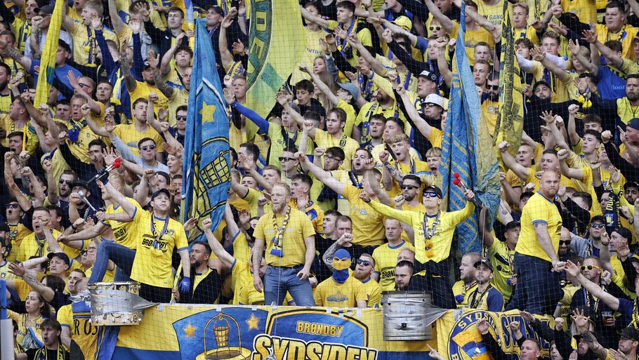 Den tilskuer, der angiveligt skulle være kommet med racistiske tilråb til FC Midtjyllands Onyedika, er blevet identificeret.