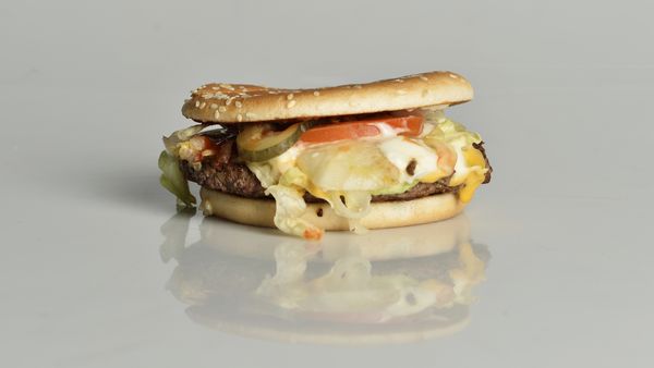 Burger-snyd: Fastfood-kæder overdriver størrelsen Bladet