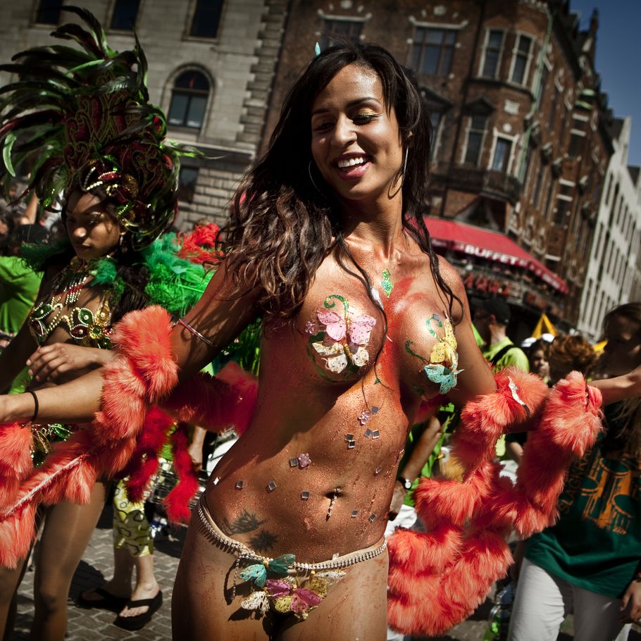 Danske karnevaler Her er årenes samba-babes