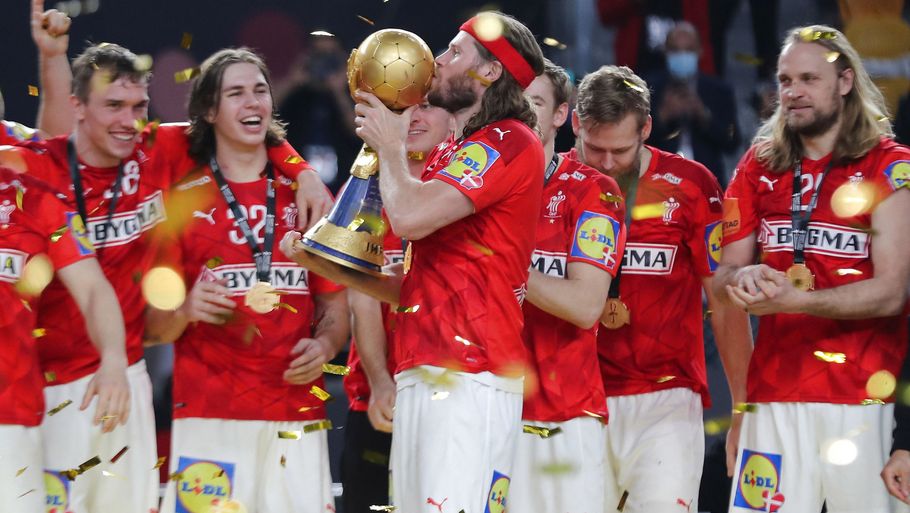 Det danske håndboldlandshold vandt VM i Egypten i 2021, og i januar skal holdet forsøge at forsvare titlen.
 Foto: Mohamed Abd El Ghany/Reuters