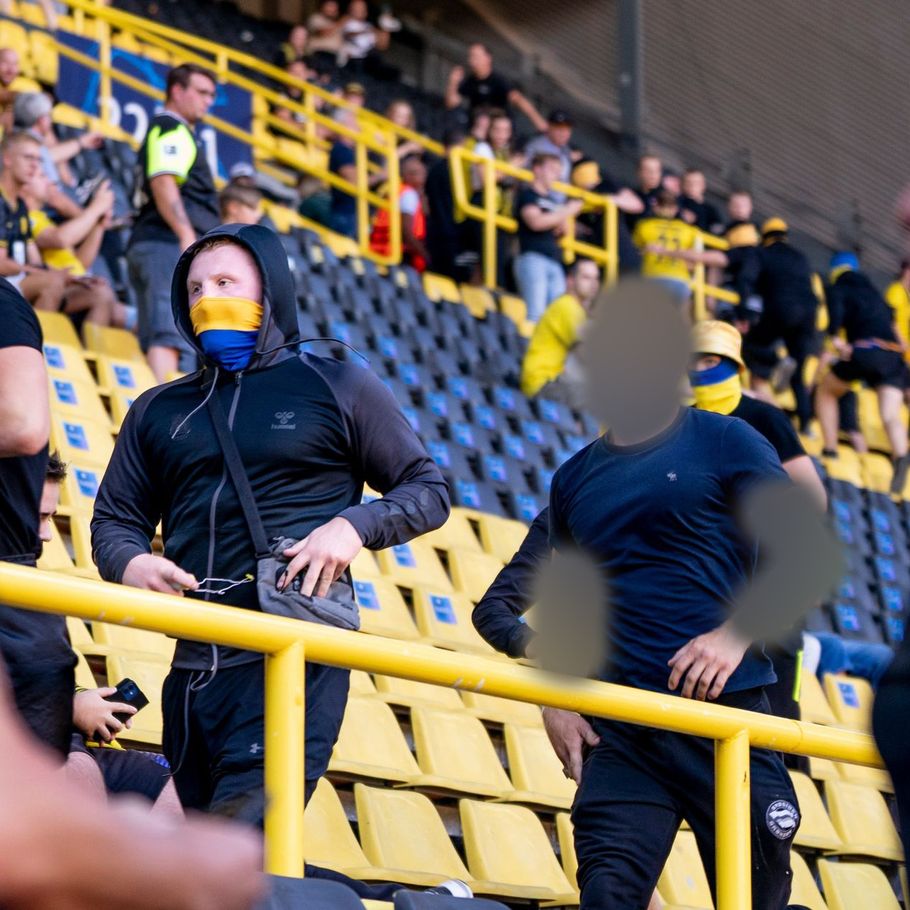 Brøndby-hooligans på rov Foto