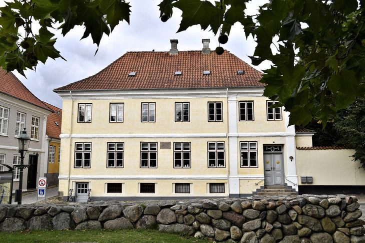 Søren Pape Poulsen bor i denne ejendom midt i Viborg. Foto: Ernst van Norde