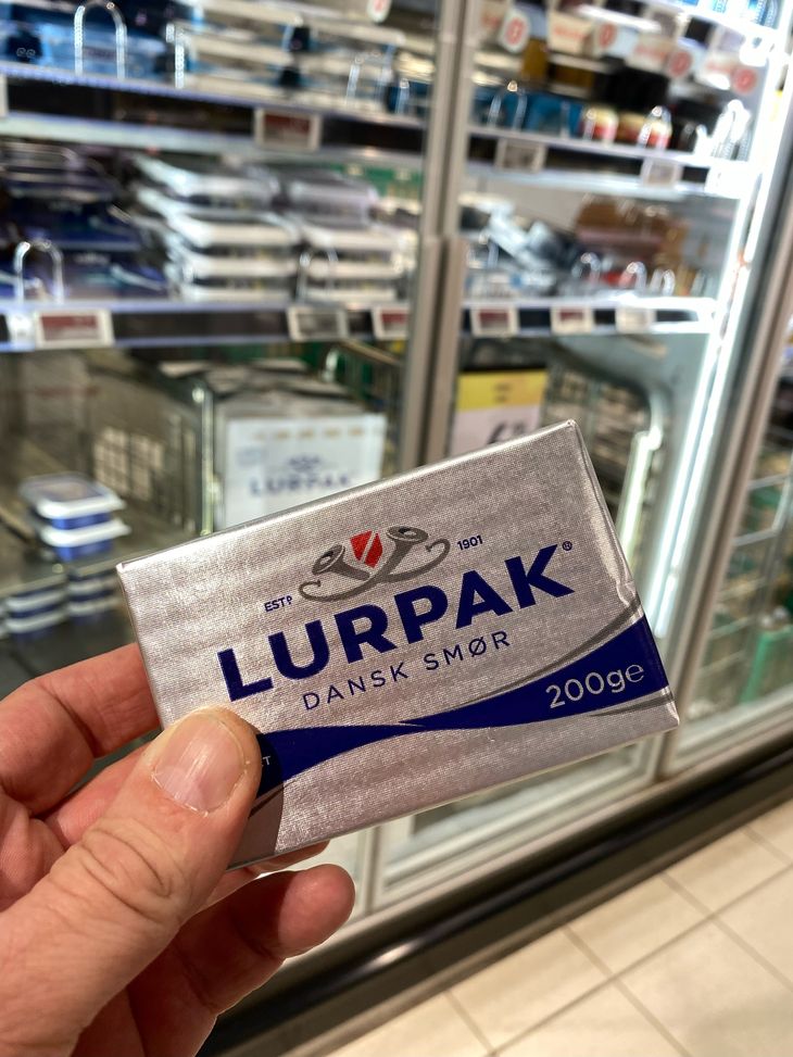 Prisen på Lurpak og andre mejeriprodukter fra Arla kommer højst sandsynligt til at falde i 2023. Foto: Anders Brohus.