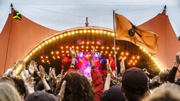 Prisen Roskilde Festival ekstra millioner ind – Ekstra Bladet