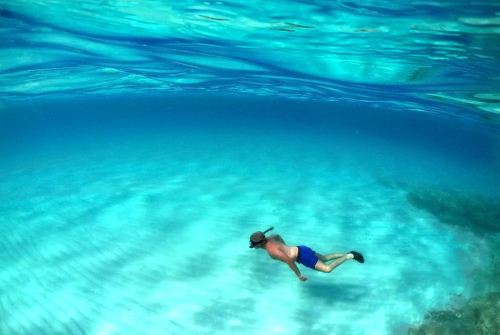Vandet om Formentera, der ligger lige ved siden af Ibiza, er glasklart. Arkivfoto: Getty Creative