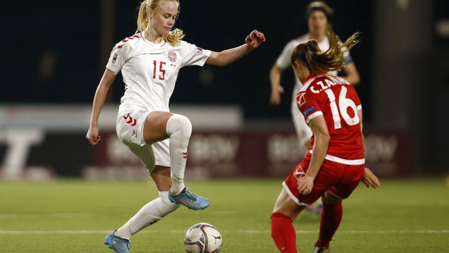 Den 19-årige landsholdsdspiller Kathrine Kühl udlignede lørdag til 1-1 for FC Nordsjælland på Ceres Park. Gæsterne vandt efterfølgende 2-1 og sikrede sig dermed en plads i mesterskabsspillet. (Arkivfoto). Foto: Darrin Zammit Lupi/Reuters