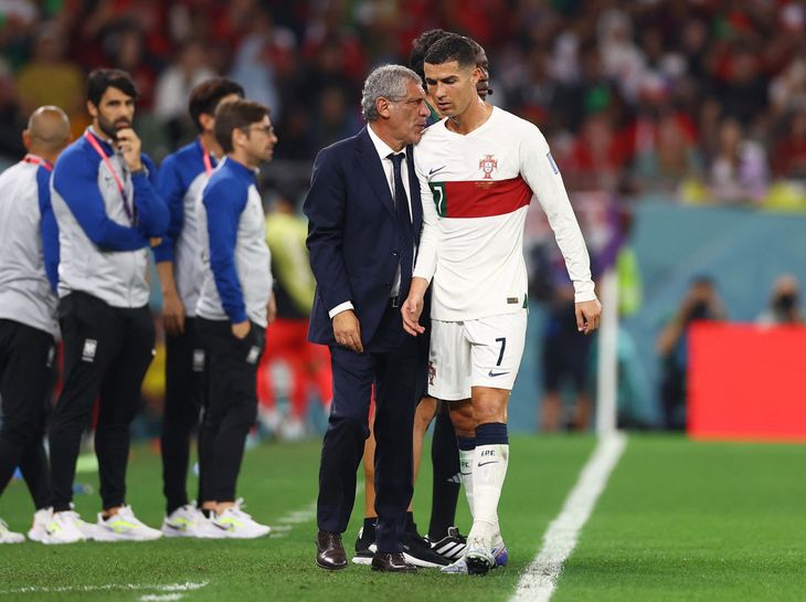 Cristiano Ronaldo var ikke glad for at blive skiftet ud mod Sydkorea. Portugal var dog videre allerede inden kampen. Foto: Matthew Childs/Ritzau Scanpix
