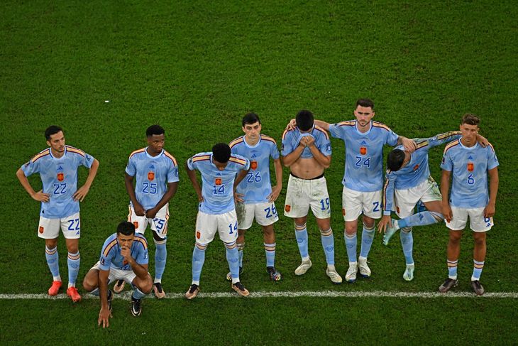 Straffesparkskonkurrencen blev decideret pinlig for spanierne, der ikke scorede på et eneste forsøg. Foto: MANAN VATSYAYANA/Ritzau Scanpix