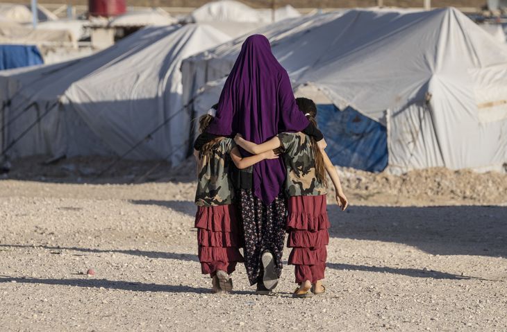 Børn og kvinder i al-Roj lejren i Syrien. Her befinder tre danske børn og deres to mødre sig fortsat. Foto: Tariq Mikkel Khan