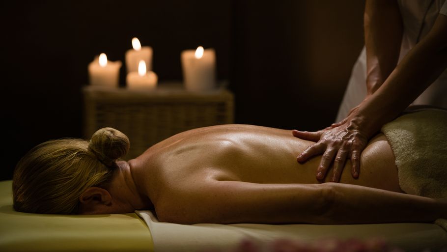 Nuro-massage, der er af japansk oprindelse, kan give en lækker, fræk og anderledes aften. Arkivfoto: Getty Creative