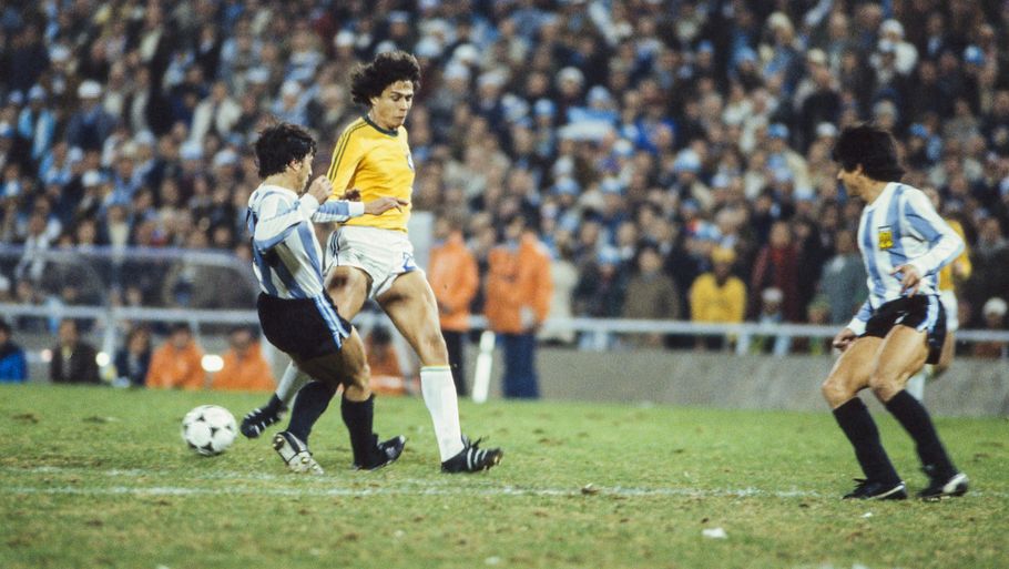 Roberto Dinamite i aktion ved VM i 1978, hvor han trods en rolle som indskifter scorede tre gange og var med til at sikre Brasilien bronze. Foto: Michel Piquemal /Onze/Icon Sport via Getty Images