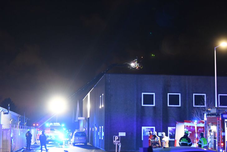 Branden opstod i en industribygning i Kastrup. Foto: Kenneth Meyer