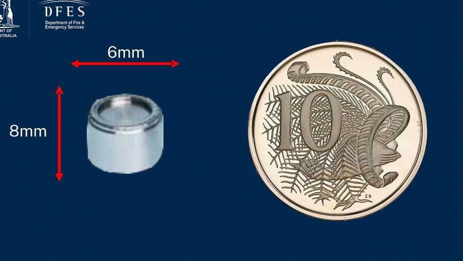 Her ses en illustrations af kapslen sammenlignet med størrelsen på en australsk 10-cent. Foto: Stringer/Reuters