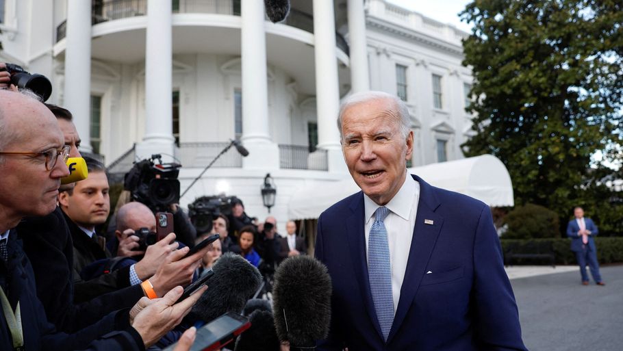 Den amerikanske præsident, Joe Biden, talte fredag med journalister foran Det Hvide Hus. Foto: Evelyn Hockstein/Reuters