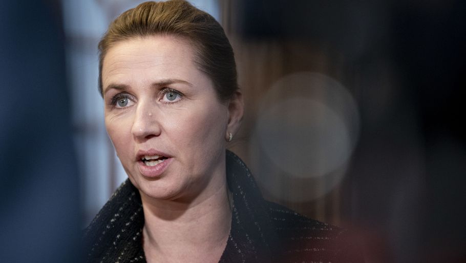 Mette Frederiksen har ikke drøftet med sine regeringskolleger, hvordan de vil betale en forventet milliardregning. Foto: Liselotte Sabroe/Ritzau Scanpix