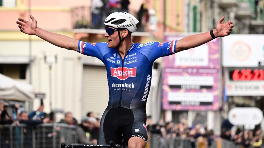 Mathieu van der Poel var den stærkeste mand på turen fra Milano til Sanremo lørdag eftermiddag. Foto: Marco Bertorello/Ritzau Scanpix